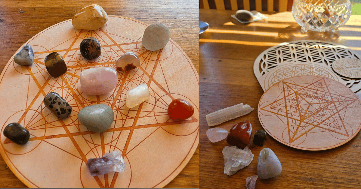 One crystal grid set out on a geometric pattern and a group of different crystal grids with various geometric patterns beside it